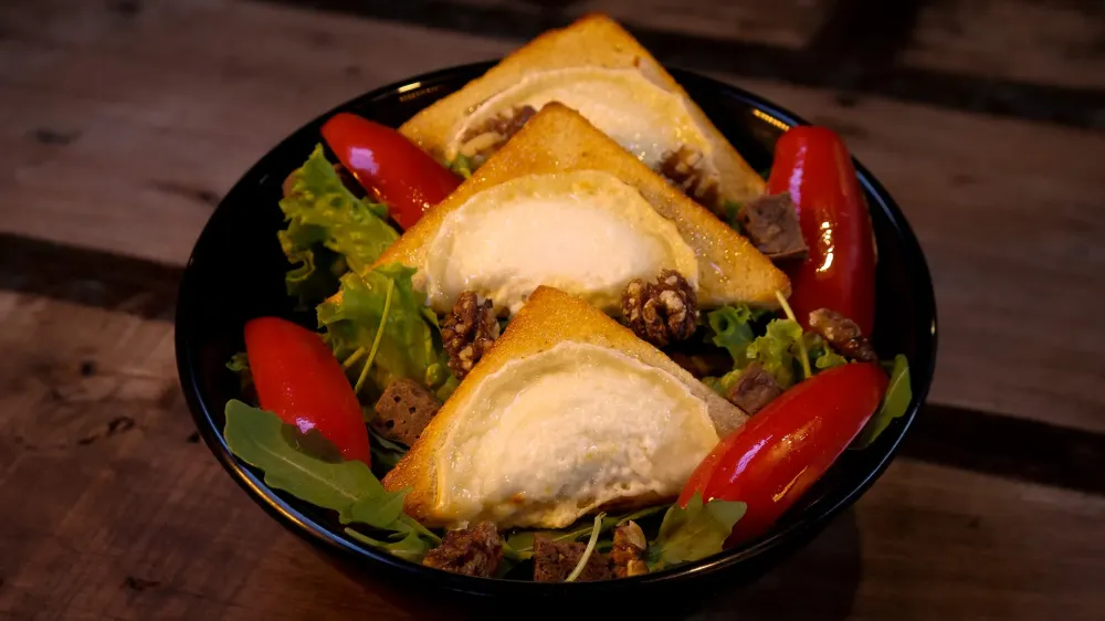 Salade chèvre chaud